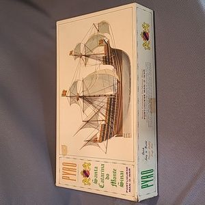 1966 B209-400 Pyro Santa Catrina Monte Sinai Portuguese Man-O-War Model Kit